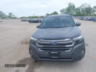 2025 Subaru Forester Premium z VIN JF2SLDDC4SH451241, wystawiony jako IAAI lot #42256273 z przebiegiem 3 108 mil mil oraz . Historia ofert i sprzedaży dostępna na DreamBid. Obrazek 12.
