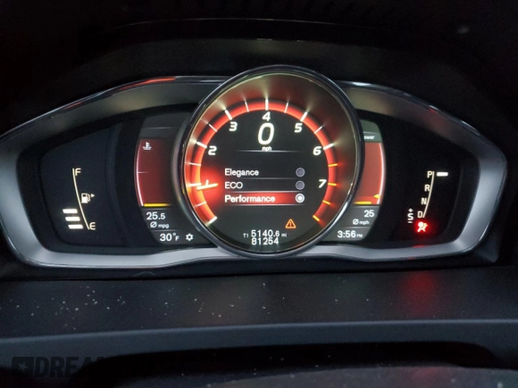 2016 Volvo S60 T5 Premier with VIN YV1612TK4G2402581, listed as a Copart auction lot 86173764 with 81,254 mi miles and Salvage Title. Bid and sale history available at carsss.com. Image 9.