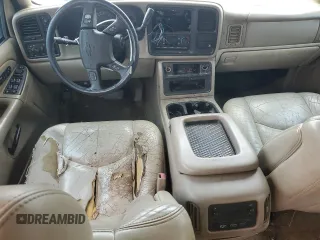2006 Chevrolet Avalanche Z71 z VIN 3GNEK12ZX6G111877, wystawiony jako Copart lot #58907305 z przebiegiem 230 609 mil mil oraz Szkoda całkowita • Salvage title. Historia ofert i sprzedaży dostępna na DreamBid. Obrazek 8.