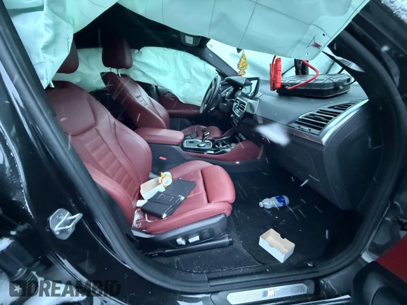 2023 BMW X4 M40i z VIN 5UX43DT03P9S61199, wystawiony jako Copart lot #86424734 z przebiegiem Nie podano mil oraz Szkody całkowita. Historia ofert i sprzedaży dostępna na DreamBid. Obrazek 8.