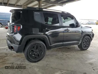 2018 Jeep Renegade Sport z VIN ZACCJBAB1JPH47110, wystawiony jako Copart lot #48521545 z przebiegiem Nie podano mil oraz Szkoda całkowita • Salvage title. Historia ofert i sprzedaży dostępna na DreamBid. Obrazek 3.