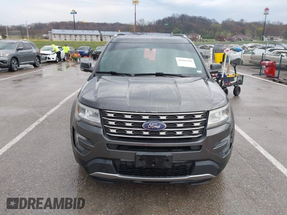 2016 Ford Explorer XLT with VIN 1FM5K7D87GGB32338, listed as a IAAI auction lot 41901509 with 89,304 mi miles. Bid and sale history available at carsss.com. Image 13.