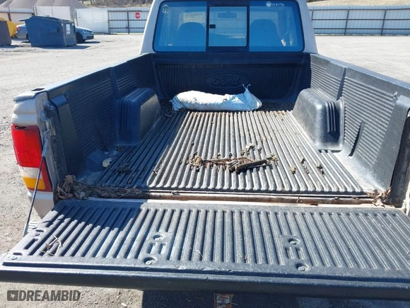 1996 Ford Ranger XL with VIN 1FTCR14U2TPB53948, listed as a IAAI auction lot 41866170 with 164,675 mi miles. Bid and sale history available at carsss.com. Image 15.