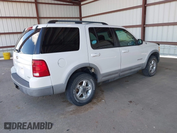 2002 Ford Explorer XLT с VIN 1FMZU73E92ZC17715, выставлен на аукционе IAAI как лот 42130163 с пробегом 243 059 миль миль и . История ставок и продаж доступна на DreamBid. Изображение 4.