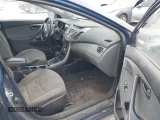 2016 Hyundai Elantra SE with VIN 5NPDH4AE7GH672890, listed as a IAAI auction lot 41087145 with 157,540 mi miles. Bid and sale history available at carsss.com. Image 5.