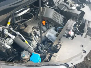 2021 Honda HR-V LX with VIN 3CZRU6H33MM747988, listed as a IAAI auction lot 43163400 with 30,223 mi miles and . Bid and sale history available at DreamBid. Image 19.