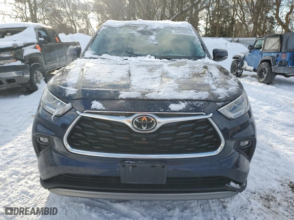 2022 Toyota Highlander Platinum with VIN 5TDFZRBH6NS202840, listed as a Copart auction lot 46228255 with 85,433 mi miles and Salvage Title. Bid and sale history available at carsss.com. Image 5.