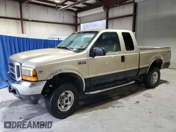 2001 Ford Super Duty F-250 XL with VIN 1FTNX21L31ED74547, listed as a Copart auction lot 84333434 with 161,460 mi miles and Clean Title. Bid and sale history available at carsss.com. Image 1.