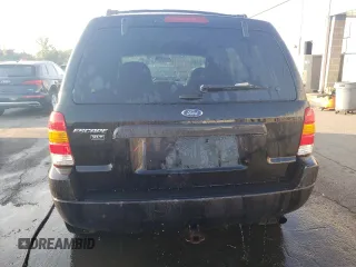 2001 Ford Escape XLT with VIN 1FMCU04141KB40767, listed as a Copart auction lot 71492664 with 118,541 mi miles and Salvage Title. Bid and sale history available at carsss.com. Image 6.