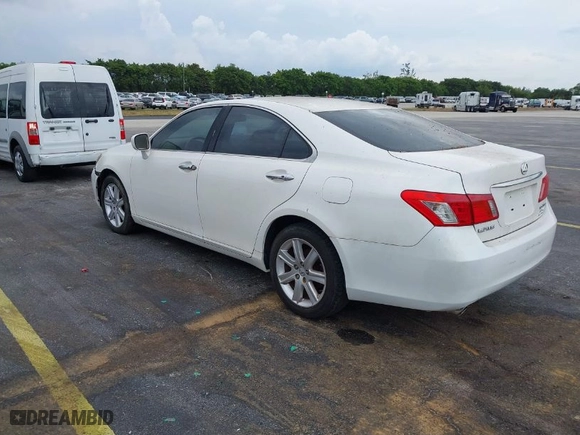 2007 Lexus ES 350 with VIN JTHBJ46G772013990, listed as a IAAI auction lot 41889075 with 260,915 mi miles. Bid and sale history available at carsss.com. Image 3.