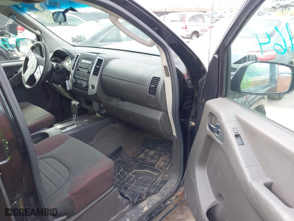 2009 Nissan Frontier SE with VIN 1N6AD07U09C404023, listed as a IAAI auction lot 41883164 with 100,724 mi miles. Bid and sale history available at carsss.com. Image 5.