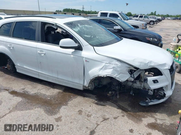 2015 Audi Q7 Prestige with VIN WA1WMAFE9FD023781, listed as a IAAI auction lot 42453124 with Not provided miles and . Bid and sale history available at DreamBid. Image 1.