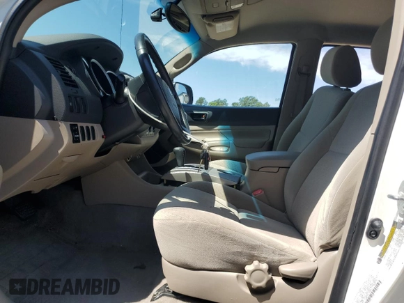 2005 Toyota Tacoma PreRunner with VIN 5TEKU72NX5Z033223, listed as a Copart auction lot 55495645 with 163,877 mi miles and Salvage title. Bid and sale history available at DreamBid. Image 7.