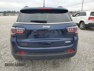 2018 Jeep Compass Latitude z VIN 3C4NJCBB1JT240505, wystawiony jako Copart lot #44365215 z przebiegiem 102 798 mil mil oraz Szkoda całkowita • Salvage title. Historia ofert i sprzedaży dostępna na DreamBid. Obrazek 6.