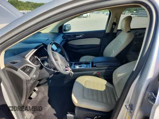 2019 Ford Edge SEL z VIN 2FMPK3J98KBC68797, wystawiony jako Copart lot #63033615 z przebiegiem 50 491 mil mil oraz Szkoda całkowita • Salvage title. Historia ofert i sprzedaży dostępna na DreamBid. Obrazek 7.