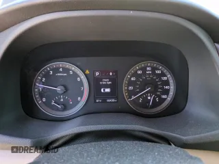 2018 Hyundai Tucson SEL z VIN KM8J3CA44JU636389, wystawiony jako Copart lot #53096545 z przebiegiem 66 430 mil mil oraz Tytuł czysty. Historia ofert i sprzedaży dostępna na DreamBid. Obrazek 9.