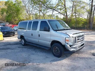 2014 Ford Econoline Passenger XL z VIN 1FBNE3BL3EDA15497, wystawiony jako IAAI lot #41959136 z przebiegiem 258 009 mil mil oraz . Historia ofert i sprzedaży dostępna na DreamBid. Obrazek 1.