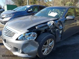 2015 Infiniti Q40 with VIN JN1CV6AR4FM522231, listed as a IAAI auction lot 41462487 with 94,228 mi miles. Bid and sale history available at carsss.com. Image 6.