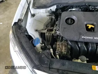 2019 Hyundai Kona SE with VIN KM8K1CAA7KU266749, listed as a Copart auction lot 82148875 with 57,973 mi miles and Salvage title. Bid and sale history available at DreamBid. Image 16.