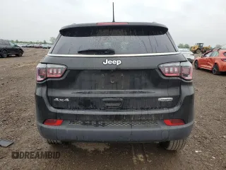2022 Jeep Compass Latitude Lux с VIN 3C4NJDFB4NT212445, выставлен на аукционе Copart как лот 57807245 с пробегом 28 498 миль миль и Списание • Salvage title. История ставок и продаж доступна на DreamBid. Изображение 6.