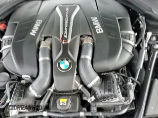 2018 BMW 5 Series M550i xDrive with VIN WBAJB9C53JB286164, listed as a Copart auction lot 71052315 with 91,157 mi miles and Clean title. Bid and sale history available at DreamBid. Image 13.