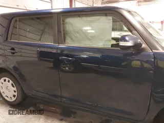 2015 Scion xB with VIN JTLZE4FE7FJ071481, listed as a IAAI auction lot 41520058 with 175,714 mi miles. Bid and sale history available at carsss.com. Image 13.