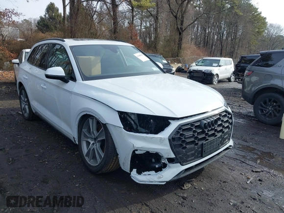 2025 Audi Q5 S line Premium z VIN WA1GAAFY2S2013915, wystawiony jako IAAI lot #41486503 z przebiegiem 649 mil mil oraz . Historia ofert i sprzedaży dostępna na DreamBid. Obrazek 1.