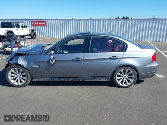 2009 BMW 3 Series 328i with VIN WBAPH57599NL76702, listed as a IAAI auction lot 42361741 with Not provided miles and . Bid and sale history available at DreamBid. Image 15.
