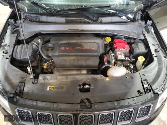 2019 Jeep Compass Limited z VIN 3C4NJDCB2KT761500, wystawiony jako Copart lot #58350265 z przebiegiem 50 934 mil mil oraz Szkoda całkowita • Salvage title. Historia ofert i sprzedaży dostępna na DreamBid. Obrazek 12.