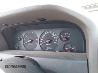 2000 Jeep Grand Cherokee Laredo with VIN 1J4G248S5YC413977, listed as a IAAI auction lot 42045808 with Not provided miles and . Bid and sale history available at DreamBid. Image 15.