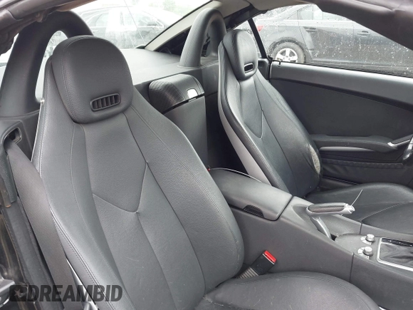 2007 Mercedes-Benz SLK 350 z VIN WDBWK56F67F136085, wystawiony jako IAAI lot #42380601 z przebiegiem 112 246 mil mil oraz . Historia ofert i sprzedaży dostępna na DreamBid. Obrazek 8.