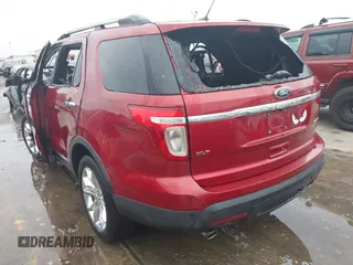 2014 Ford Explorer XLT with VIN 1FM5K7D82EGB58052, listed as a IAAI auction lot 41774734 with 148,612 mi miles. Bid and sale history available at carsss.com. Image 3.