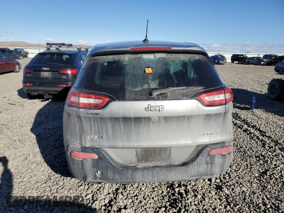 2015 Jeep Cherokee Sport z VIN 1C4PJMAB8FW776627, wystawiony jako Copart lot #47873235 z przebiegiem Nie podano mil oraz Szkoda całkowita • Salvage title. Historia ofert i sprzedaży dostępna na DreamBid. Obrazek 6.