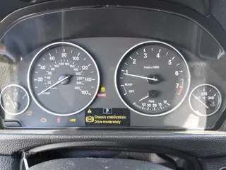 2014 BMW 3 Series 328i with VIN WBA3C1C59EK108093, listed as a IAAI auction lot 41965358 with 113,351 mi miles. Bid and sale history available at carsss.com. Image 7.