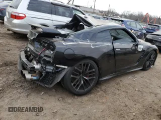 2017 Nissan GT-R Premium z VIN JN1AR5EF8HM820659, wystawiony jako Copart lot #41607974 z przebiegiem Nie podano mil oraz Szkody całkowita. Historia ofert i sprzedaży dostępna na DreamBid. Obrazek 3.