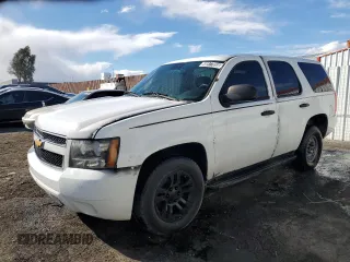 2013 Chevrolet Tahoe Commercial z VIN 1GNSK2E03DR212360, wystawiony jako Copart lot #48977855 z przebiegiem Nie podano mil oraz Tytuł czysty. Historia ofert i sprzedaży dostępna na DreamBid. Obrazek 1.