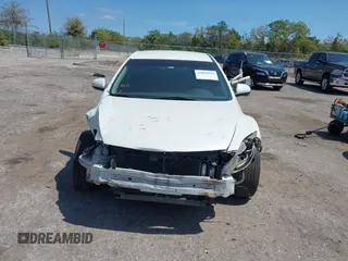 2011 Mazda Mazda6 i Sport with VIN 1YVHZ8BH0B5M14003, listed as a IAAI auction lot 41850943 with 177,325 mi miles. Bid and sale history available at carsss.com. Image 12.