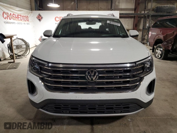 2024 Volkswagen Atlas SE with VIN 1V2KR2CA6RC563921, listed as a Copart auction lot 61643005 with 38,257 mi miles and Non repairable. Bid and sale history available at DreamBid. Image 5.