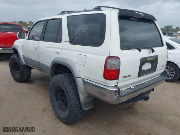 1997 Toyota 4Runner Limited with VIN JT3GN87R3V0027711, listed as a IAAI auction lot 41940566 with 340,422 mi miles. Bid and sale history available at carsss.com. Image 3.