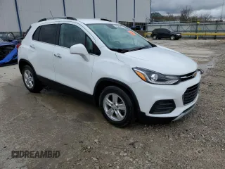 2020 Chevrolet Trax LT with VIN KL7CJLSB2LB028737, listed as a Copart auction lot 49908425 with Not provided miles and Non repairable. Bid and sale history available at DreamBid. Image 4.
