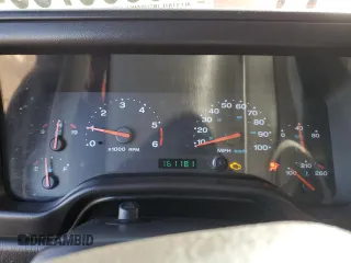 2001 Jeep Wrangler SE with VIN 1J4FA29P21P304534, listed as a Copart auction lot 50096735 with 161,181 mi miles and Salvage Title. Bid and sale history available at carsss.com. Image 9.