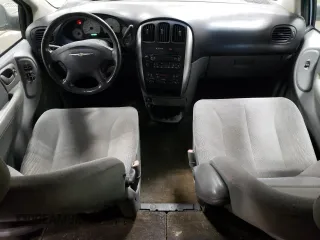 2006 Chrysler Town & Country LWB Touring with VIN 2A4GP54L36R821310, listed as a Copart auction lot 77764854 with 131,623 mi miles and Salvage Title. Bid and sale history available at carsss.com. Image 8.