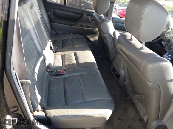 2000 Toyota Land Cruiser z VIN JT3HT05J2Y0101522, wystawiony jako IAAI lot #41965792 z przebiegiem 187 172 mil mil oraz . Historia ofert i sprzedaży dostępna na DreamBid. Obrazek 8.
