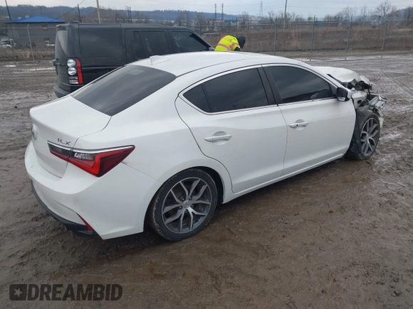 2020 Acura ILX w/Premium Pkg with VIN 19UDE2F73LA002652, listed as a IAAI auction lot 41575686 with 94,172 mi miles. Bid and sale history available at carsss.com. Image 4.