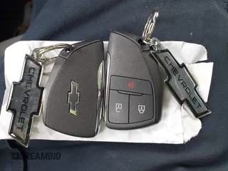 2024 Chevrolet Colorado 4WD Trail Boss z VIN 1GCPTEEK1R1247113, wystawiony jako IAAI lot #42099125 z przebiegiem Nie podano mil oraz . Historia ofert i sprzedaży dostępna na DreamBid. Obrazek 11.