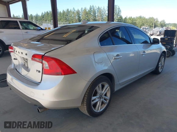 2013 Volvo S60 T5 Premier with VIN YV1612FS0D2224742, listed as a IAAI auction lot 42655428 with 92,597 mi miles and . Bid and sale history available at DreamBid. Image 4.