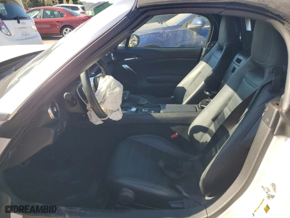 2017 FIAT 124 Spider Elaborazione Abarth with VIN JC1NFAEK3H0103023, listed as a Copart auction lot 75638104 with NaN miles and Salvage Title. Bid and sale history available at carsss.com. Image 7.