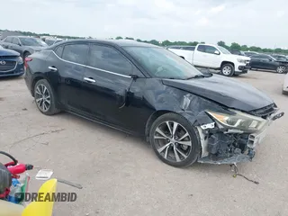 2017 Nissan Maxima SL z VIN 1N4AA6AP2HC442097, wystawiony jako IAAI lot #42291697 z przebiegiem 130 333 mil mil oraz . Historia ofert i sprzedaży dostępna na DreamBid. Obrazek 1.