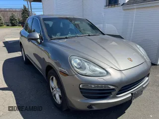 2011 Porsche Cayenne S z VIN WP1AB2A21BLA41795, wystawiony jako Copart lot #52769055 z przebiegiem 161 613 mil mil oraz Tytuł czysty. Historia ofert i sprzedaży dostępna na DreamBid. Obrazek 4.