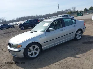 2003 BMW 3 Series 325i with VIN WBAET374X3NJ28919, listed as a IAAI auction lot 41809037 with 186,755 mi miles and . Bid and sale history available at DreamBid. Image 2.